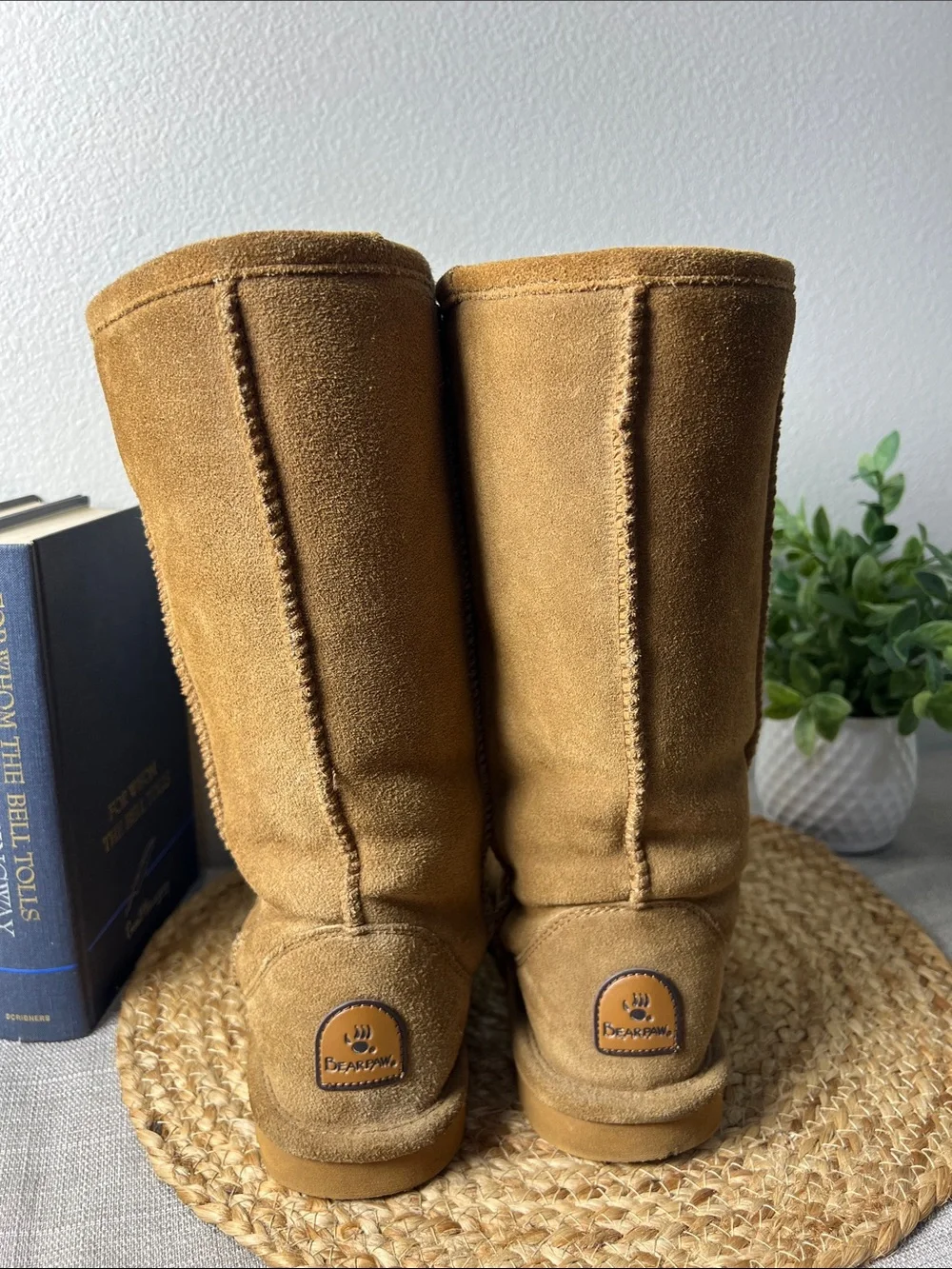 BEARPAW Elle Tall Chestnut Suede Boots Women’s Size 6